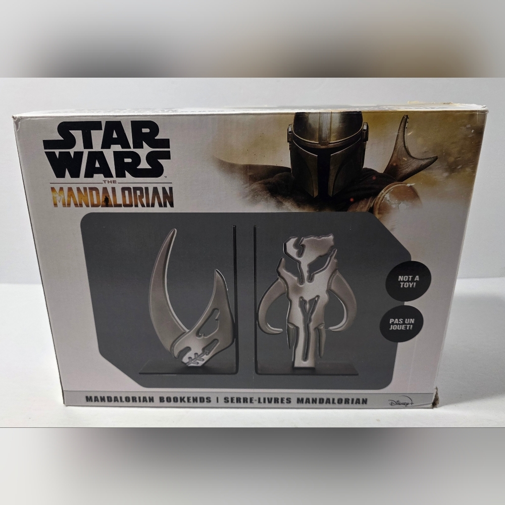 Disney Star Wars Mandalorian Gray Bookends